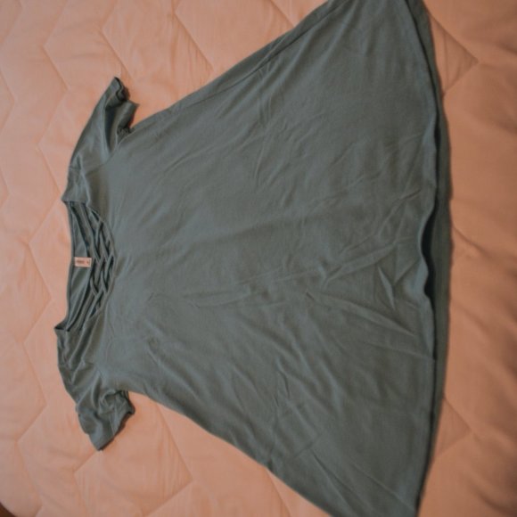 Zenana Top - Picture 2 of 6